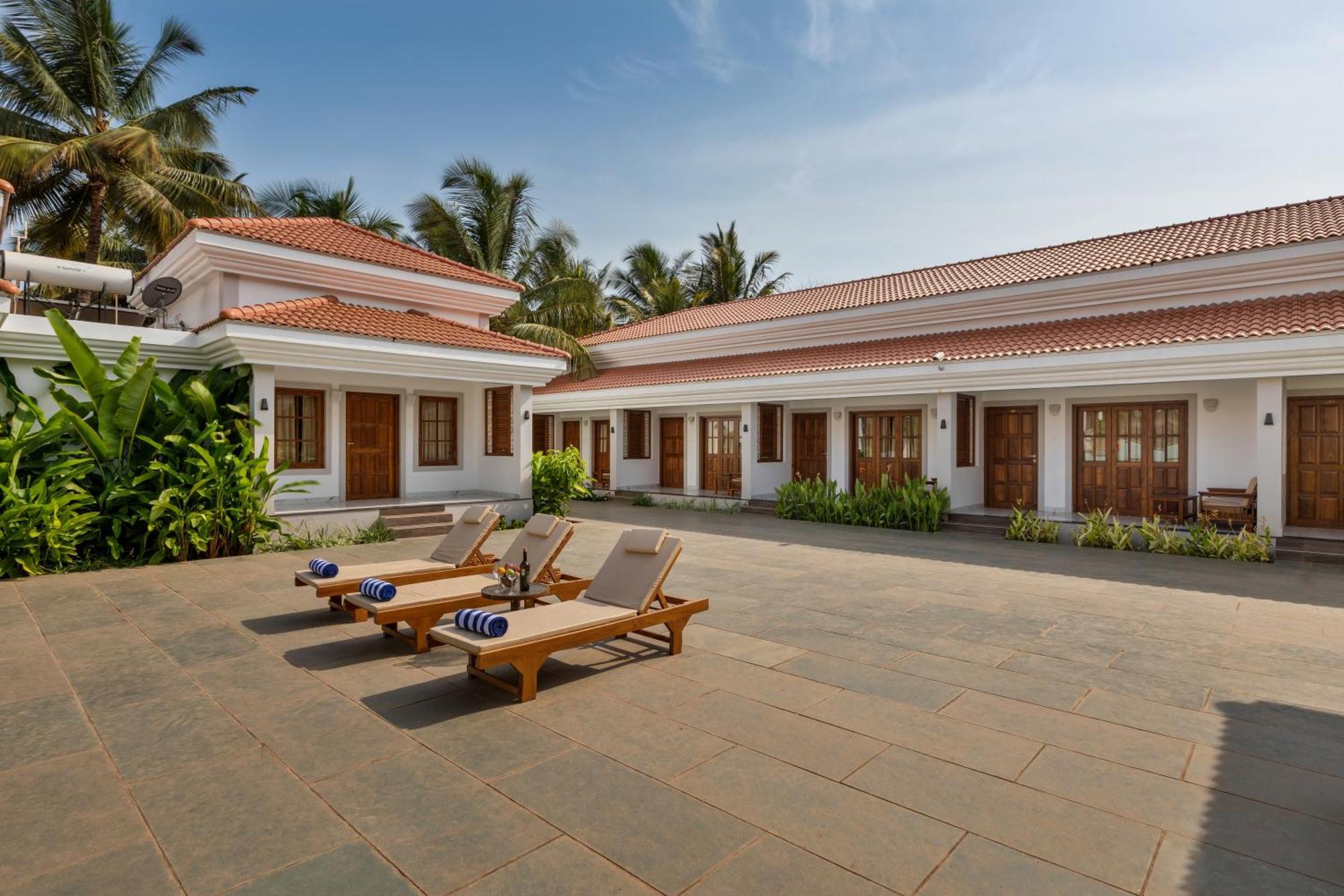 Leoney Resort Goa Vagator Eksteriør bilde